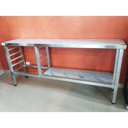 Table passe-plat + 4 niveaux GN1/1