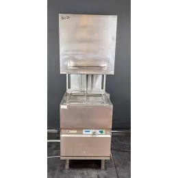 Lave vaisselle à capot